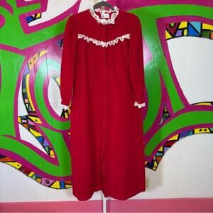 Rutledge Red House coat with Lace Trim. Size Small. Vintage Excellent condition!